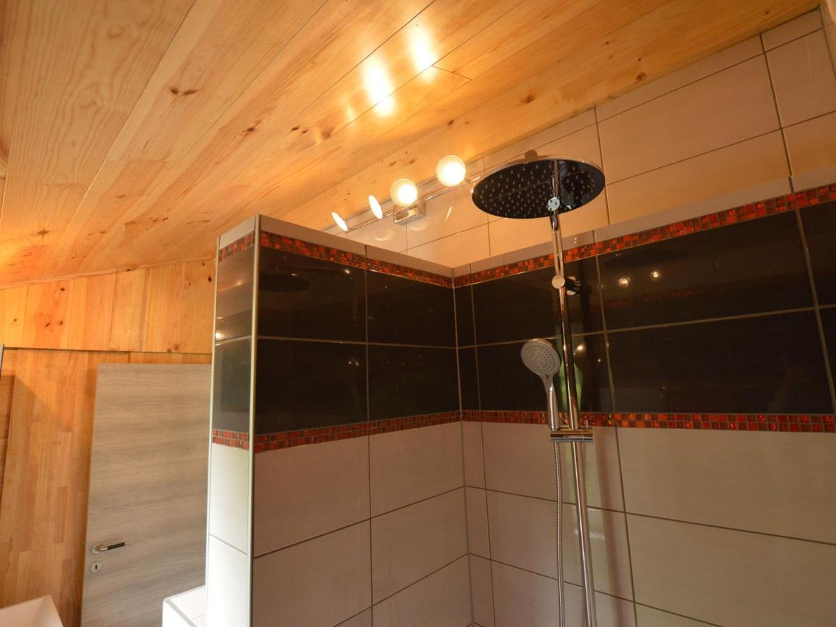 Chalet Near Ourthe River And The City Of Durbuy Vieuxville Exterior foto